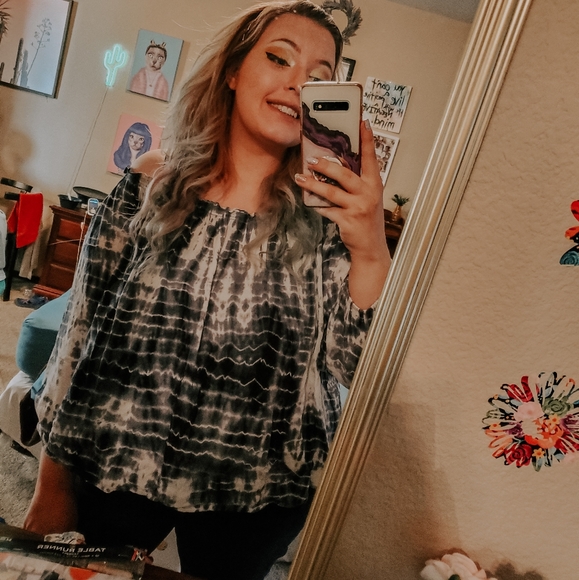 Meet your Posher, Alexa - Picture 7 of 11